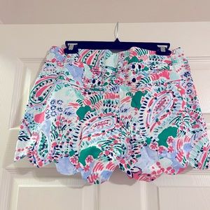Crown & Ivy size 4 Shelby shorts